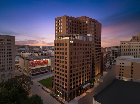 peachtree-group-ranked-among-the-largest-investor-driven-commercial-real-estate-lenders-in-the-u-s-2, 8411278,